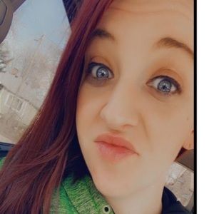 Meet your Posher, Brianna